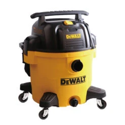 DeWALT 10 Gallon Poly Wet-Dry Vac