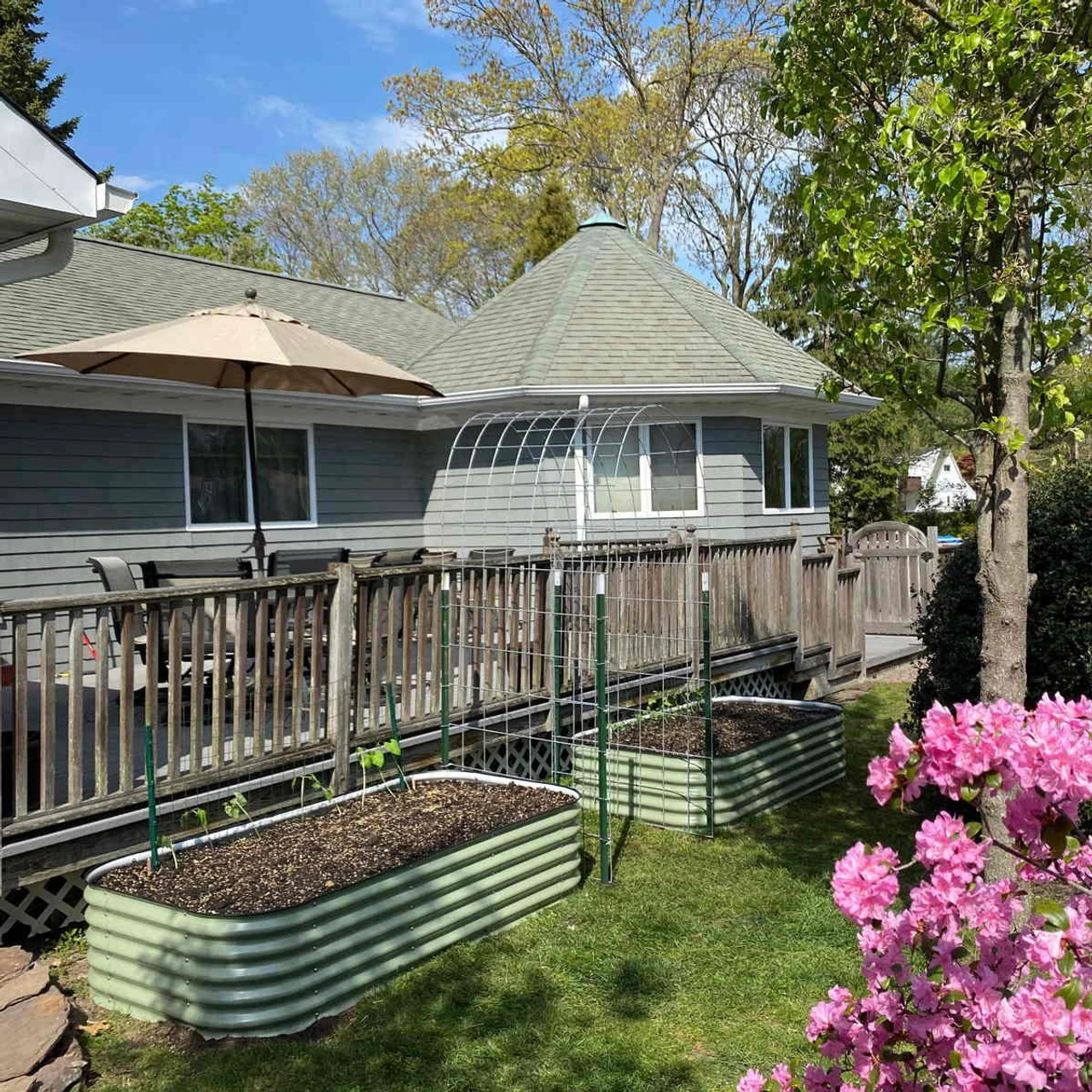 Vego Garden 17" Tall 9-In-1 Modular Metal Raised Garden Bed Kit - Image 2